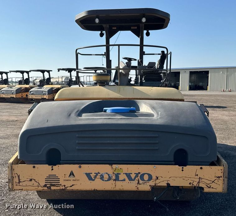 image for item NE9830 2010 Volvo DD138HFA double drum vibratory roller