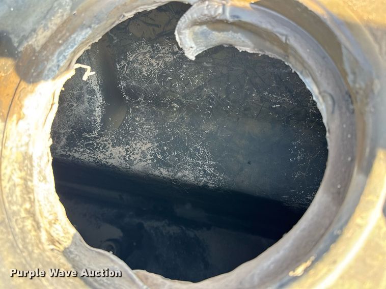 image for item NE9830 2010 Volvo DD138HFA double drum vibratory roller