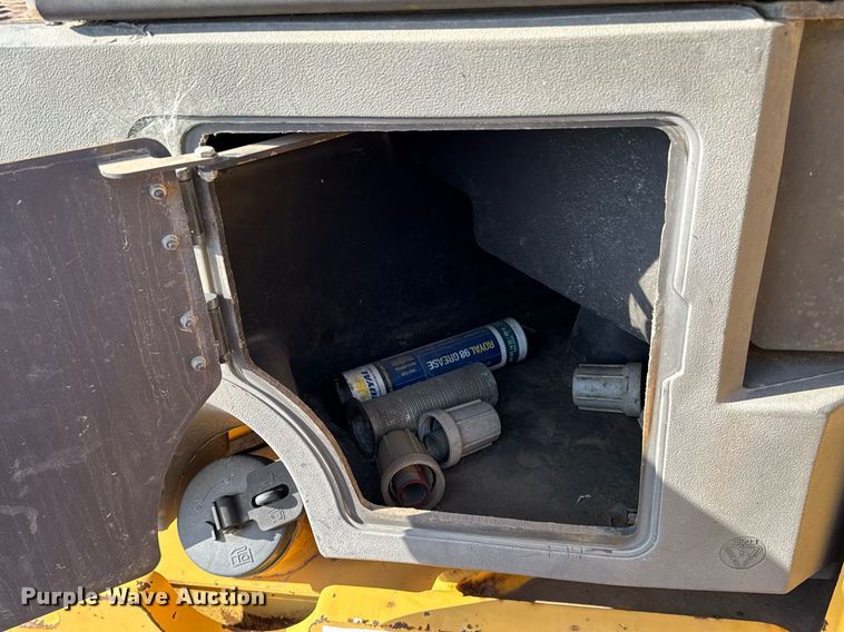 image for item NE9830 2010 Volvo DD138HFA double drum vibratory roller