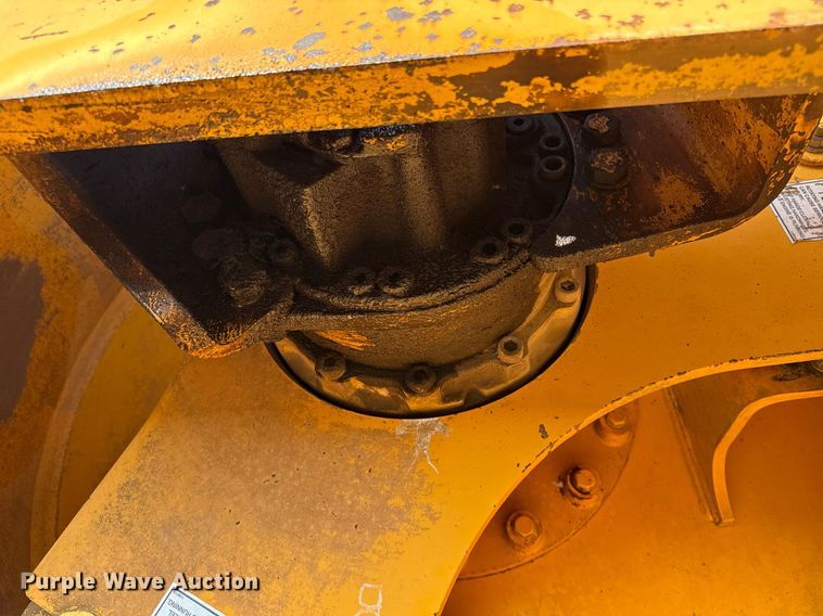 image for item NE9830 2010 Volvo DD138HFA double drum vibratory roller