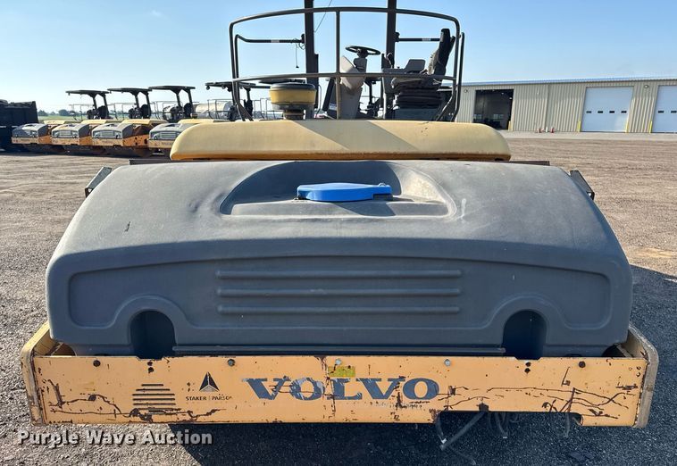 image for item NE9830 2010 Volvo DD138HFA double drum vibratory roller