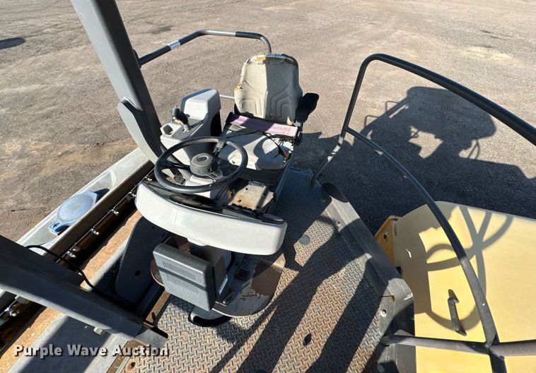 image for item NE9830 2010 Volvo DD138HFA double drum vibratory roller