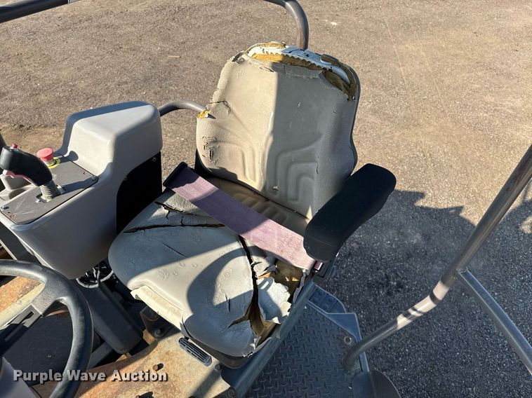 image for item NE9830 2010 Volvo DD138HFA double drum vibratory roller