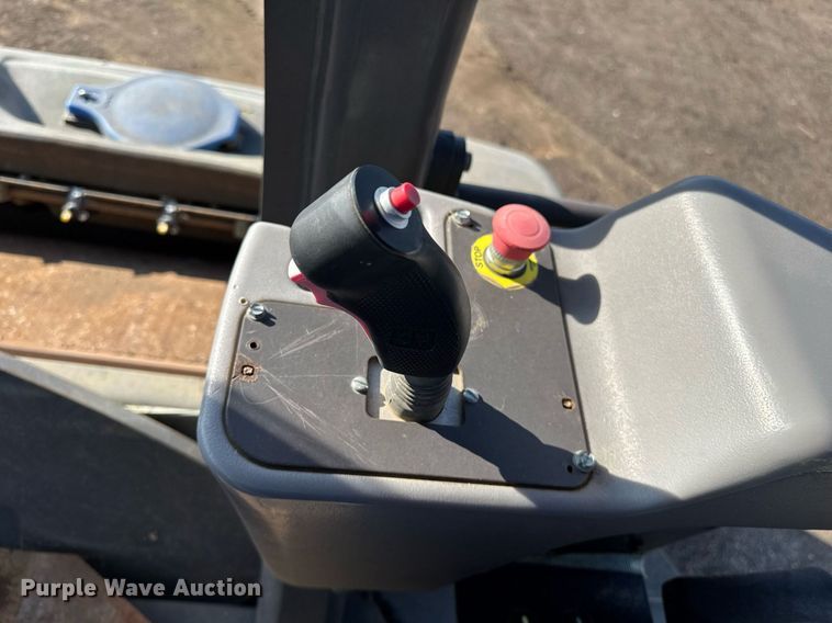 image for item NE9830 2010 Volvo DD138HFA double drum vibratory roller