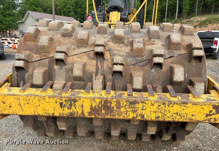 image for item OB9694 2008 Caterpillar CS-563E single drum vibratory roller