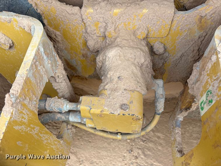 image for item OB9694 2008 Caterpillar CS-563E single drum vibratory roller