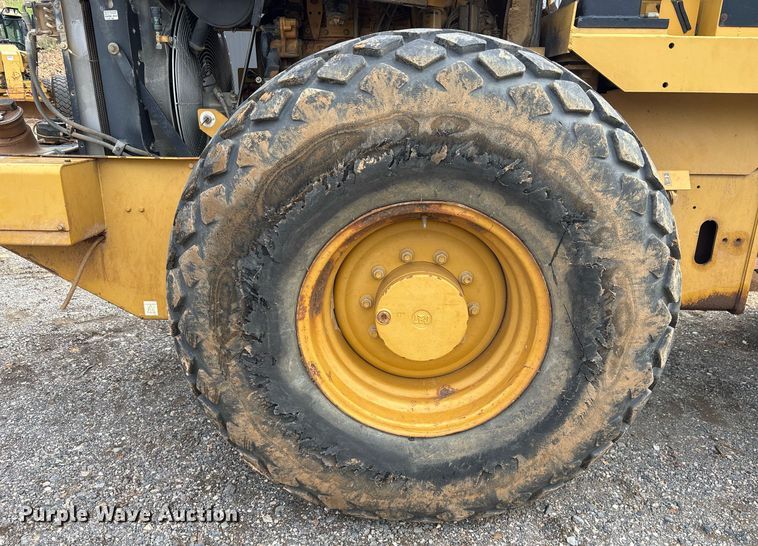 image for item OB9694 2008 Caterpillar CS-563E single drum vibratory roller