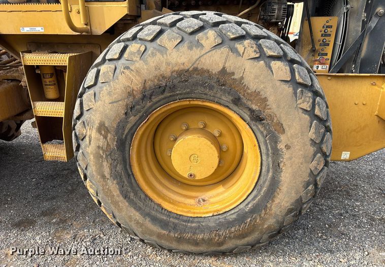 image for item OB9694 2008 Caterpillar CS-563E single drum vibratory roller