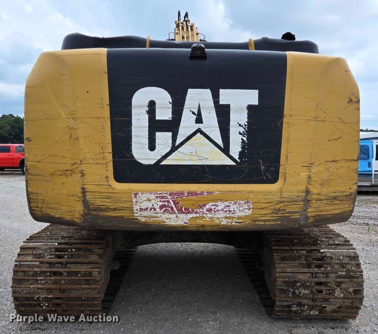 image for item YA0568 2015 Caterpillar 323FL excavator