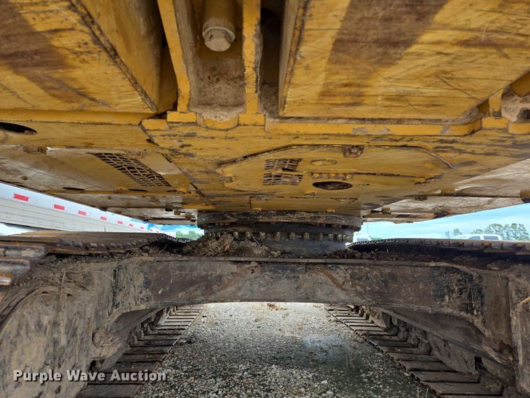 image for item YA0568 2015 Caterpillar 323FL excavator