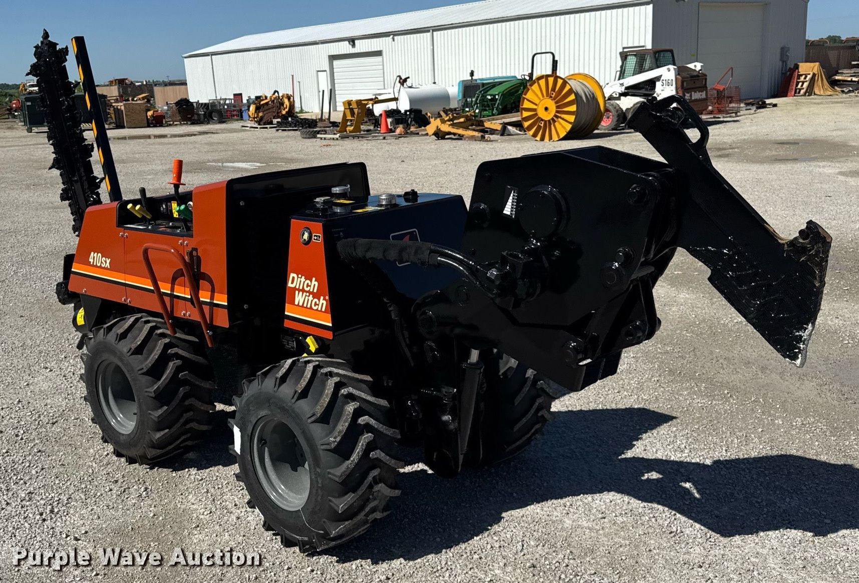 1999 Ditch Witch 410SXD vibratory cable plow in Clinton, IL