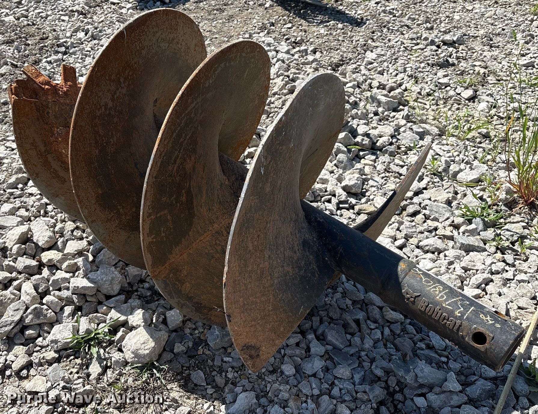 Bobcat skid steer auger bit in Tulsa, OK | Item EL2099 sold | Purple Wave