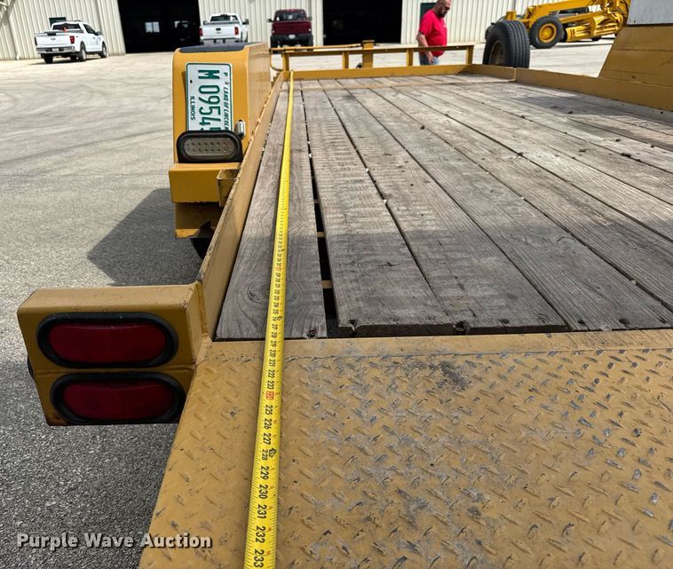 image for item DH9950 2006 Behnke Enterprises INC BCT2012ET tilt deck equipment trailer