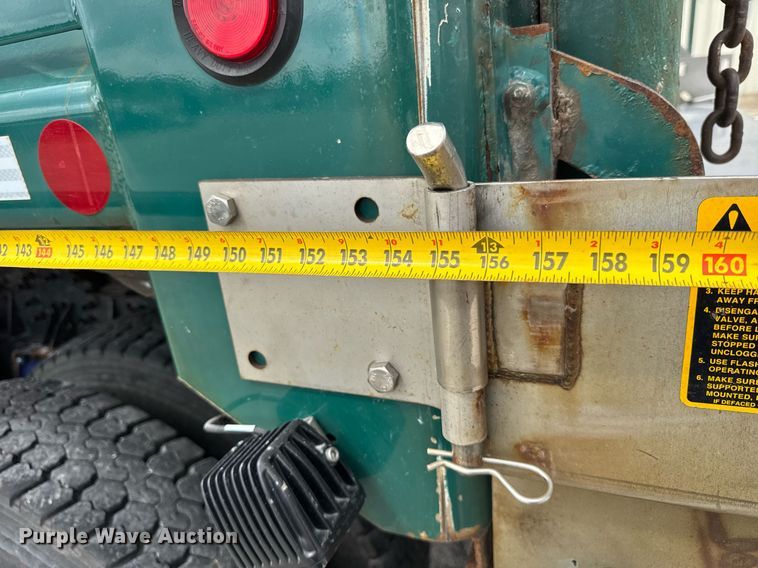 image for item DH9951 2003 International 7400 dump truck