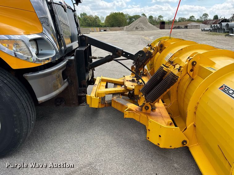 image for item DH9951 2003 International 7400 dump truck