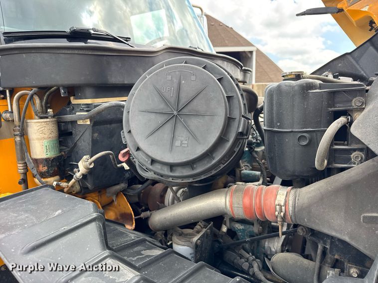 image for item DH9951 2003 International 7400 dump truck