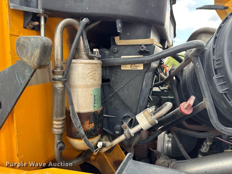 image for item DH9951 2003 International 7400 dump truck