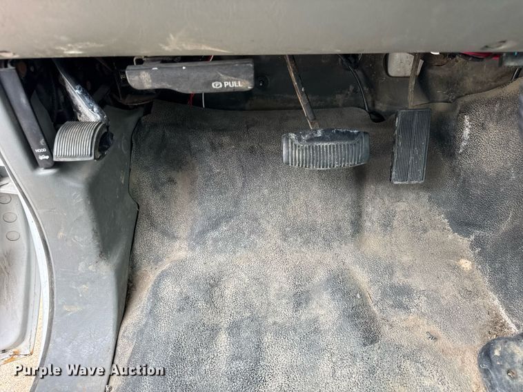 image for item DH9958 2003 Ford F350 Super Duty XL dump bed pickup truck