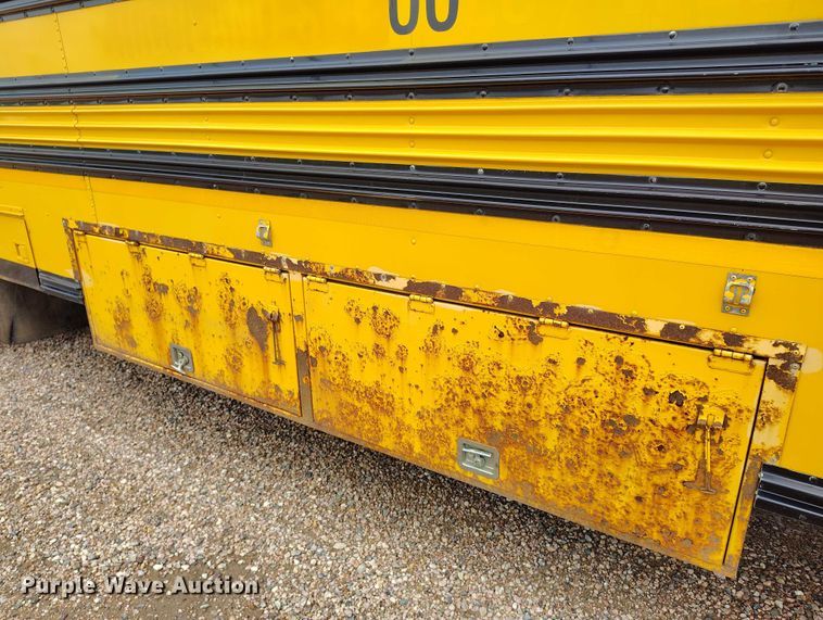 image for item DP4980 2003 Blue Bird All American school bus