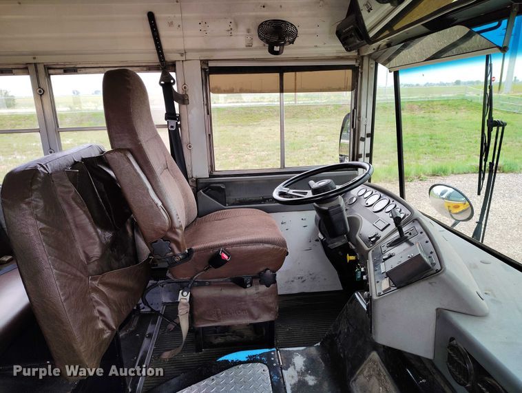 image for item DP4980 2003 Blue Bird All American school bus