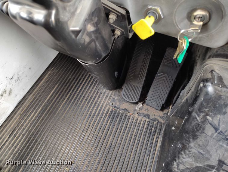 image for item DP4980 2003 Blue Bird All American school bus