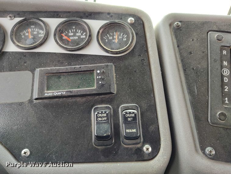 image for item DP4980 2003 Blue Bird All American school bus