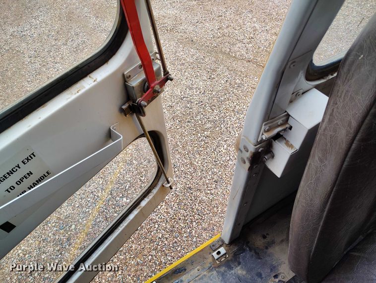 image for item DP4980 2003 Blue Bird All American school bus