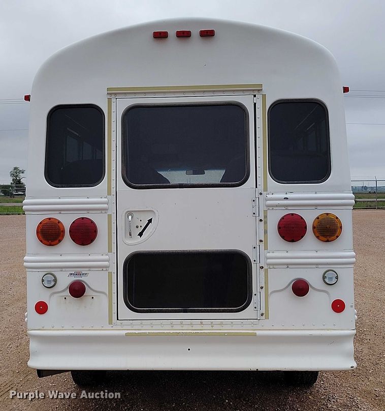 image for item DP4981 2005 Chevrolet Express G3500 school bus