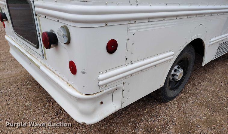 image for item DP4981 2005 Chevrolet Express G3500 school bus