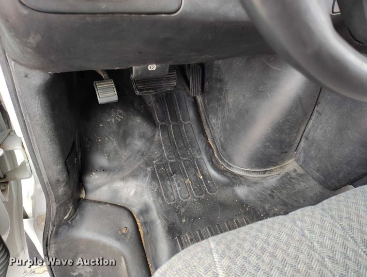 image for item DP4981 2005 Chevrolet Express G3500 school bus