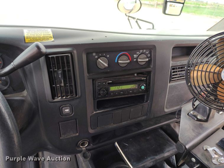 image for item DP4981 2005 Chevrolet Express G3500 school bus