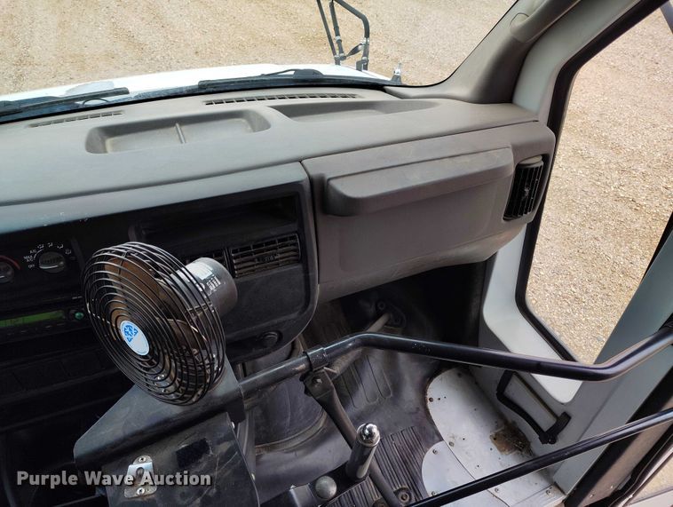 image for item DP4981 2005 Chevrolet Express G3500 school bus