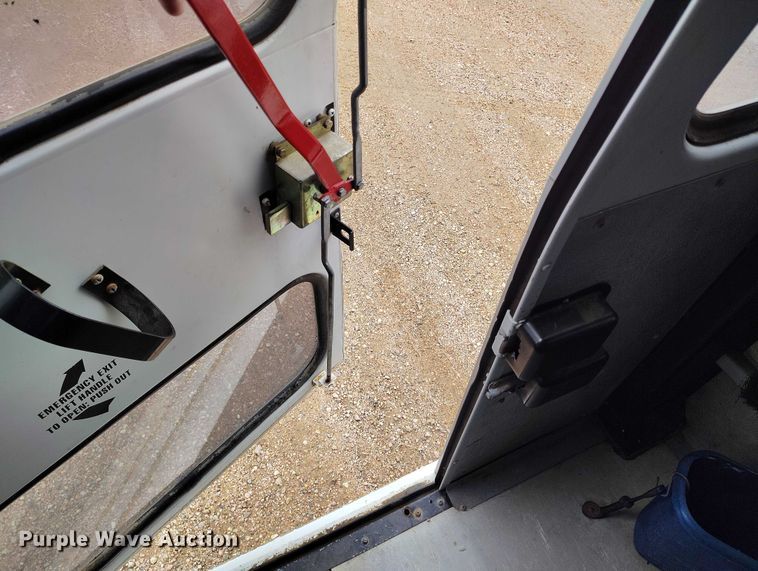 image for item DP4981 2005 Chevrolet Express G3500 school bus