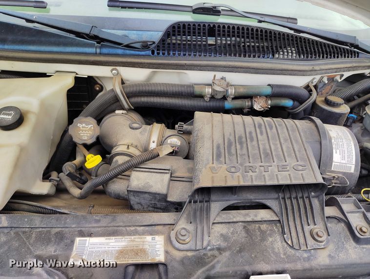 image for item DP4981 2005 Chevrolet Express G3500 school bus