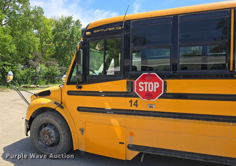 image for item DT6863 2008 Thomas Built Buses Saf-T-Liner C2 school bus