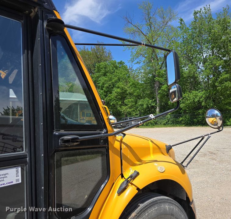 image for item DT6863 2008 Thomas Built Buses Saf-T-Liner C2 school bus