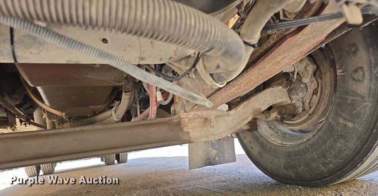 image for item DT6863 2008 Thomas Built Buses Saf-T-Liner C2 school bus