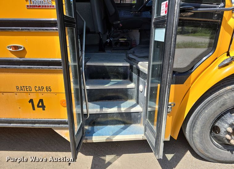 image for item DT6863 2008 Thomas Built Buses Saf-T-Liner C2 school bus