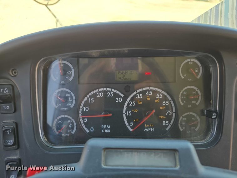 image for item DT6863 2008 Thomas Built Buses Saf-T-Liner C2 school bus