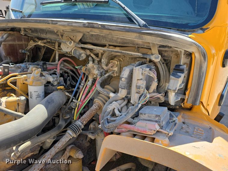 image for item DT6863 2008 Thomas Built Buses Saf-T-Liner C2 school bus