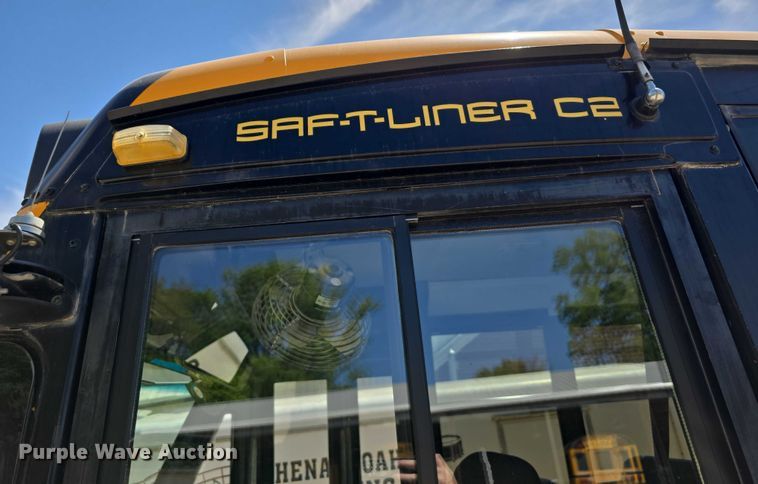 image for item DT6863 2008 Thomas Built Buses Saf-T-Liner C2 school bus