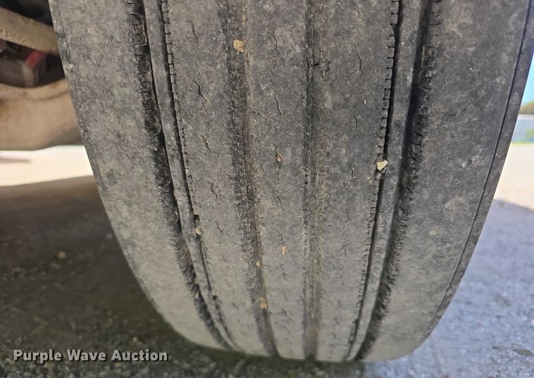 image for item DT6863 2008 Thomas Built Buses Saf-T-Liner C2 school bus