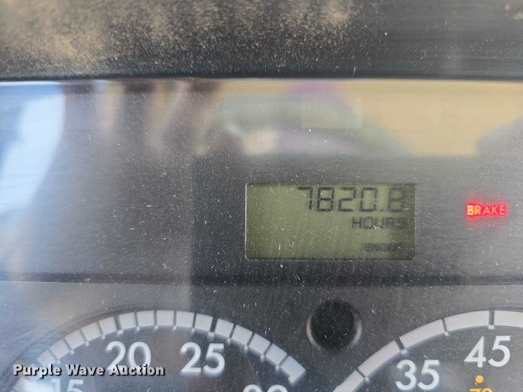 image for item DT6863 2008 Thomas Built Buses Saf-T-Liner C2 school bus