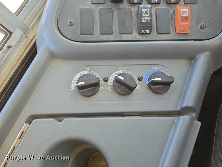 image for item DT6864 2013 IC Corporation PB10500 school bus