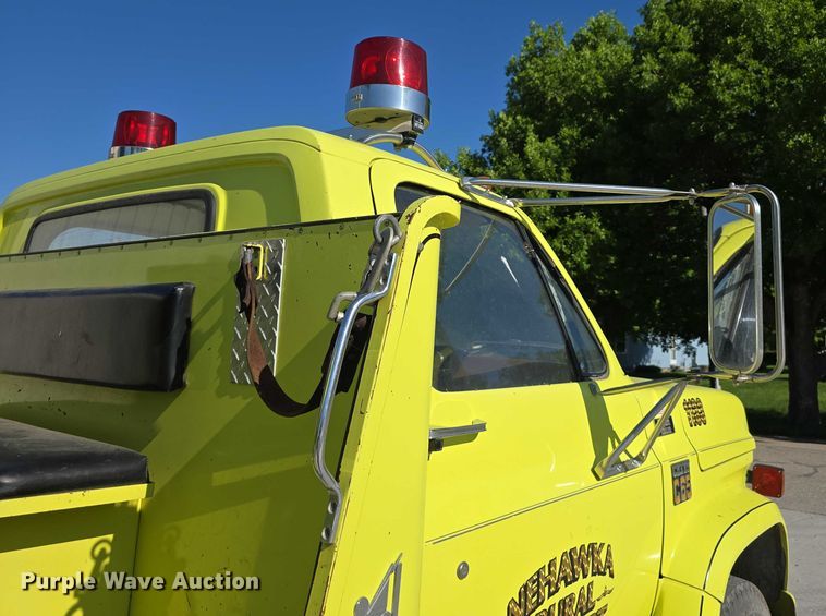 image for item DT6876 1978 Chevrolet C65 pumper fire truck