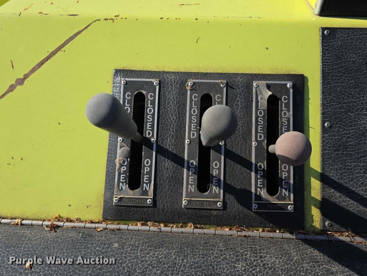 image for item DT6876 1978 Chevrolet C65 pumper fire truck