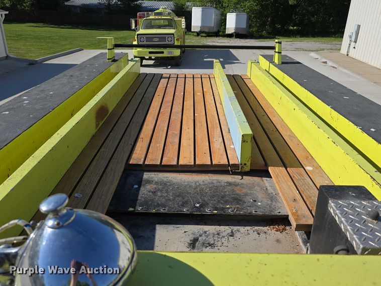 image for item DT6876 1978 Chevrolet C65 pumper fire truck