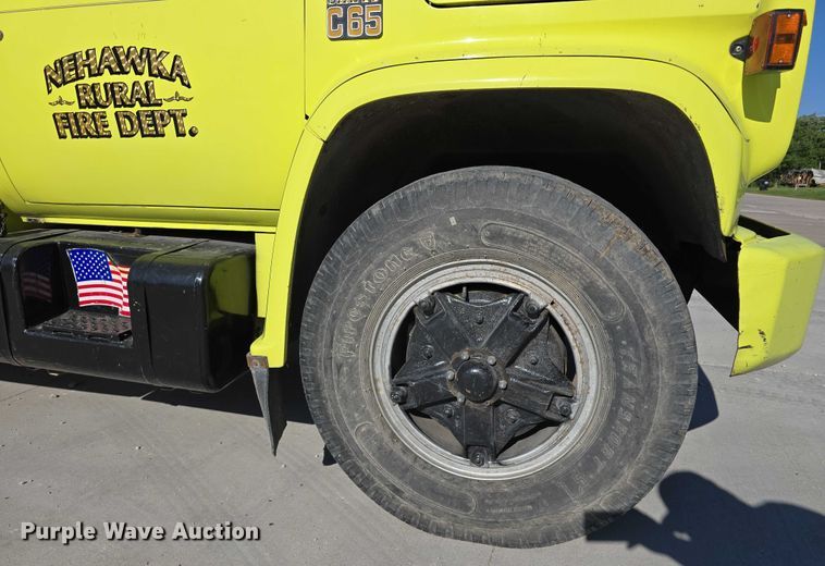 image for item DT6876 1978 Chevrolet C65 pumper fire truck