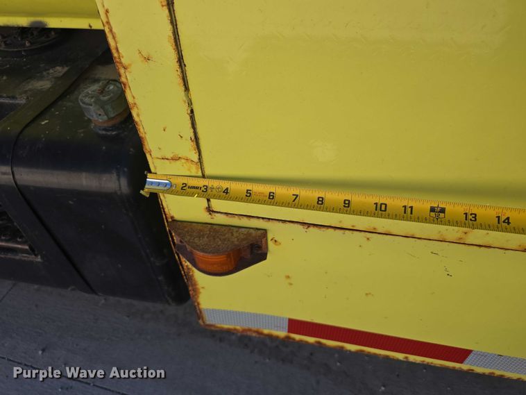 image for item DT6877 1985 Chevrolet C70 tank truck