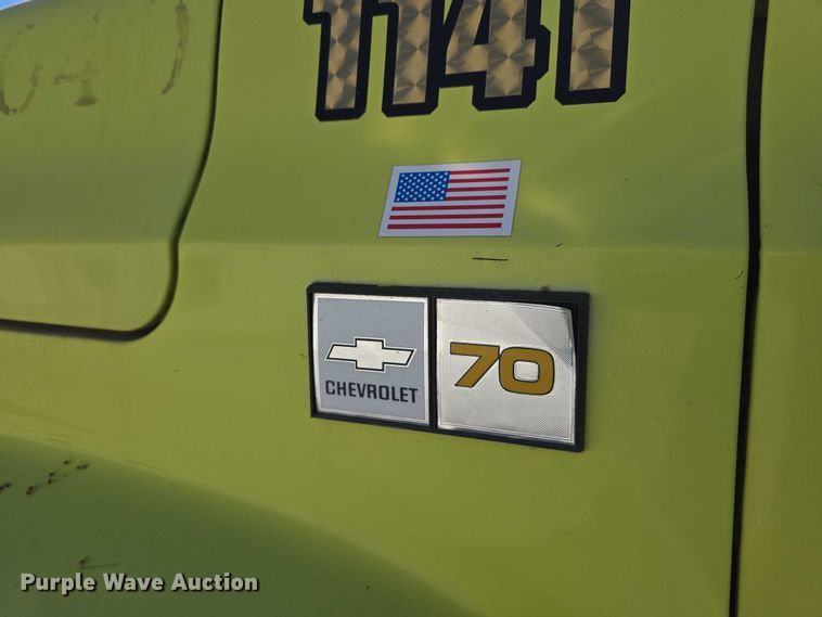 image for item DT6877 1985 Chevrolet C70 tank truck